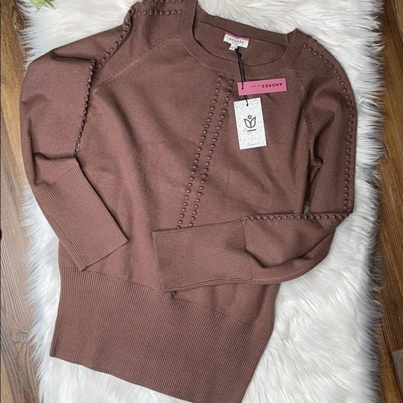 Andrée by Unit Lightweight Sweater Size Large NWT - Picture 3 of 13